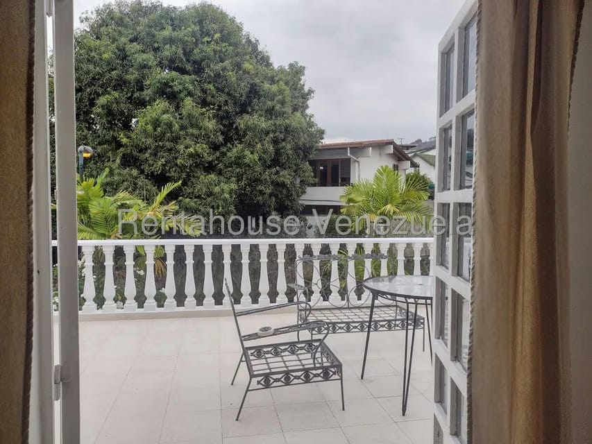 Apartamento (1 Nivel) en Alquiler en Prados del Este, Distrito Metropolitano - 7
