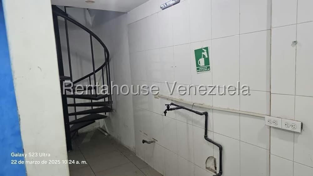 Comercial (Local Comercial) en Alquiler en Guatire, Miranda - 13
