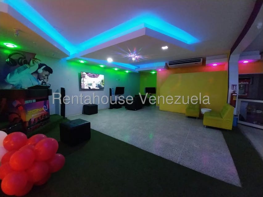 Negocios y Empresas (Entretenimiento) en Venta en Centro, Falcon - 7