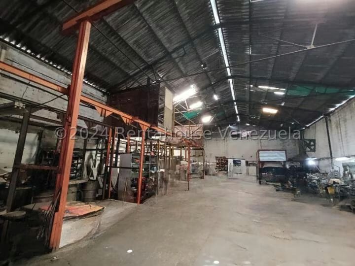 Comercial (Galpon - Deposito) en Venta en Catia, Distrito Metropolitano - 16