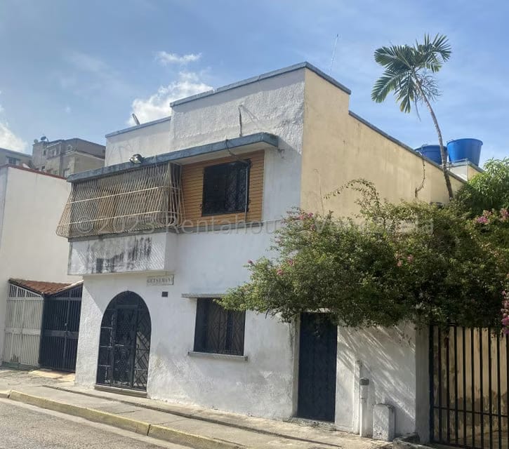 Comercial (Local Comercial) en Venta en Los Chaguaramos, Distrito Metropolitano