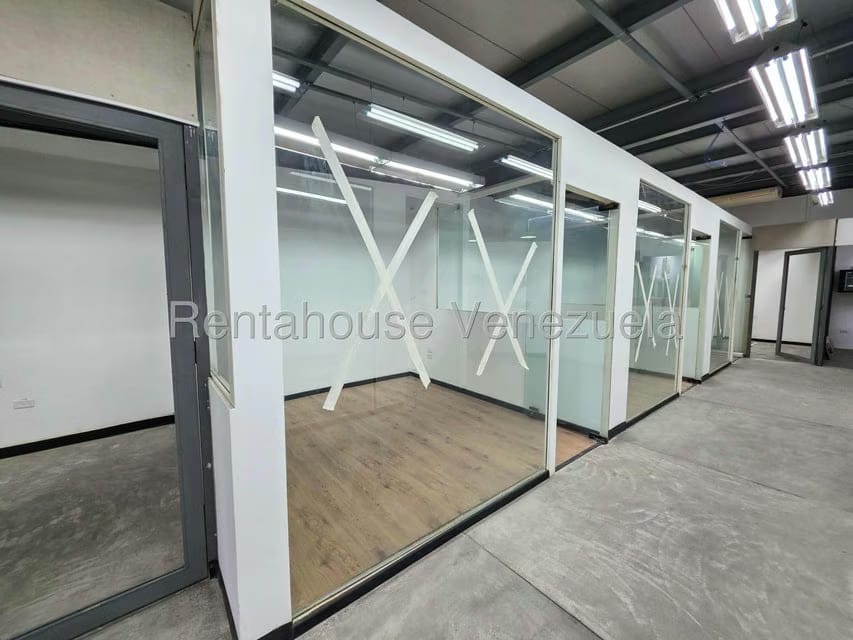 Comercial (Oficina) en Alquiler en La Trinidad, Distrito Metropolitano - 14