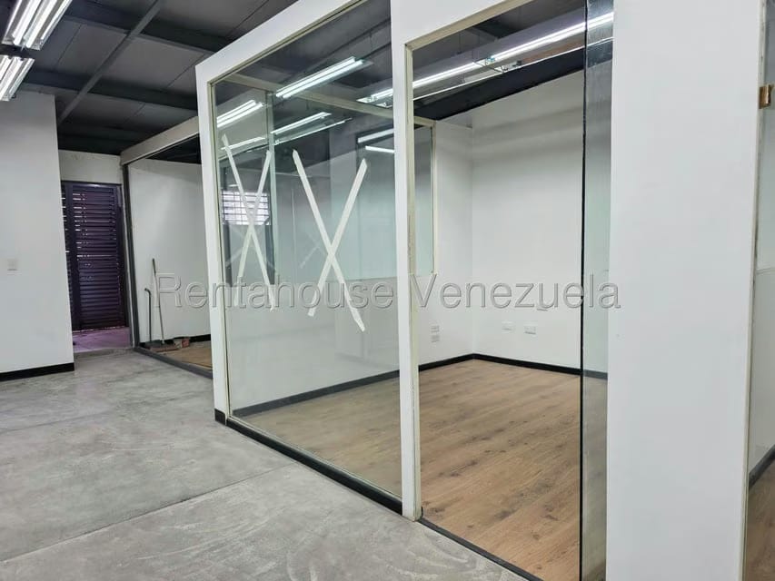 Comercial (Oficina) en Alquiler en La Trinidad, Distrito Metropolitano - 10