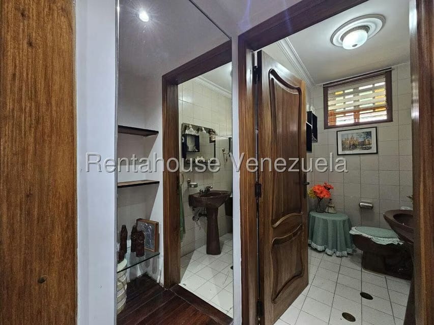 Apartamento (Duplex) en Venta en Terrazas del Avila, Distrito Metropolitano - 28