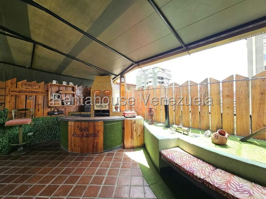 Apartamento (Duplex) en Venta en Terrazas del Avila, Distrito Metropolitano - 64
