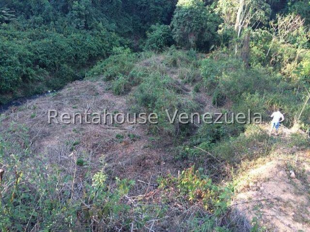 Terreno (Residencial) en Venta en El Hatillo, Distrito Metropolitano - 4