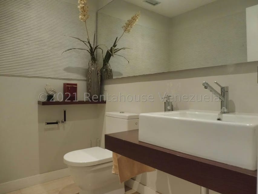 Apartamento (1 Nivel) en Venta en La Lagunita Country Club, Distrito Metropolitano - 17