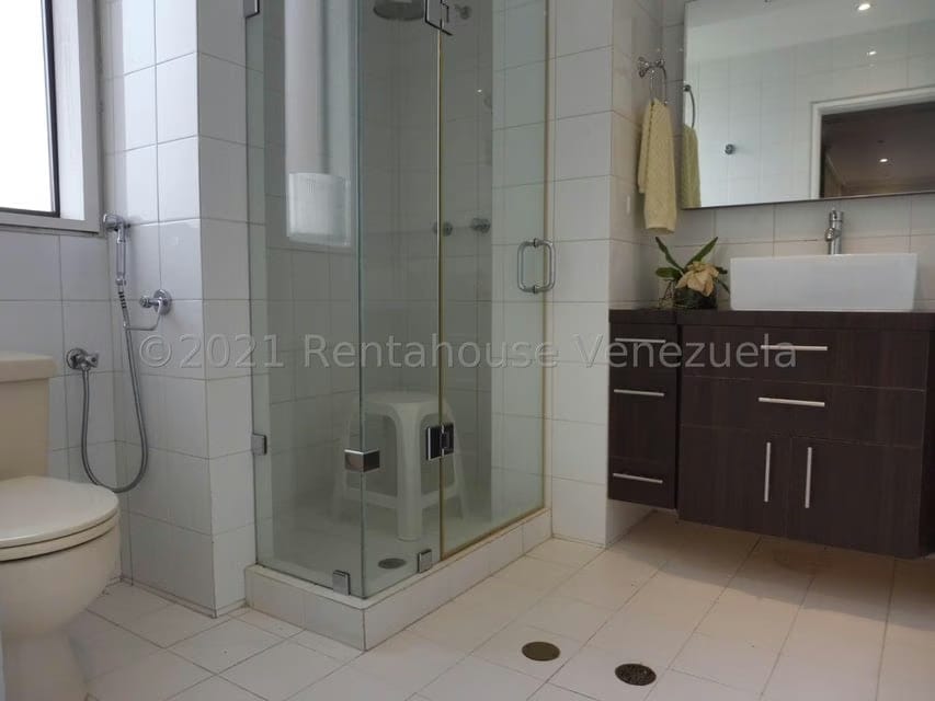 Apartamento (1 Nivel) en Venta en La Lagunita Country Club, Distrito Metropolitano - 22