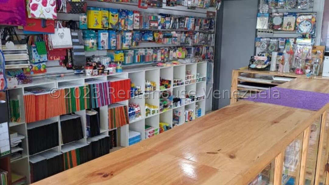 Comercial (Local Comercial) en Venta en Valle Grande, Miranda - 4