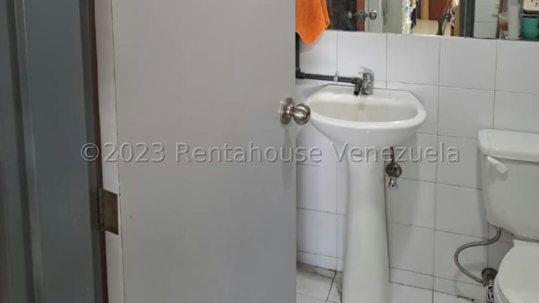 Comercial (Local Comercial) en Venta en Valle Grande, Miranda - 6