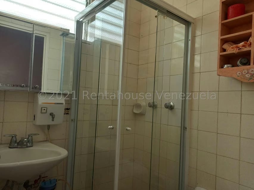 Casa (Duplex) en Venta en Los Naranjos del Cafetal, Distrito Metropolitano - 13