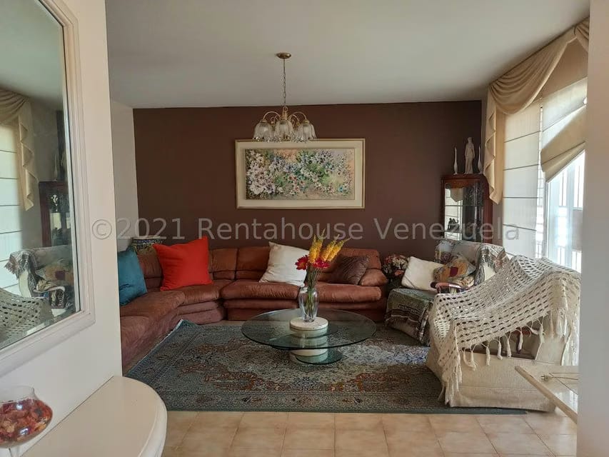 Casa (Duplex) en Venta en Los Naranjos del Cafetal, Distrito Metropolitano - 3