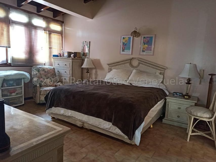 Casa (Duplex) en Venta en Los Naranjos del Cafetal, Distrito Metropolitano - 29