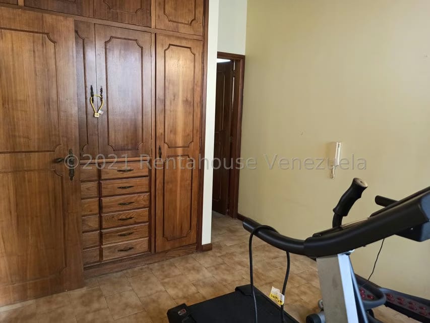 Casa (Duplex) en Venta en Los Naranjos del Cafetal, Distrito Metropolitano - 36