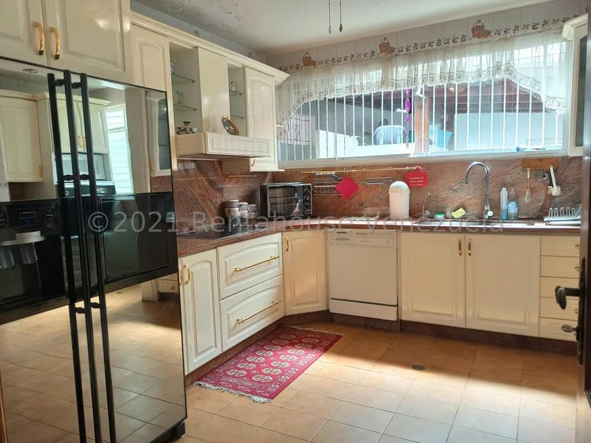Casa (Duplex) en Venta en Los Naranjos del Cafetal, Distrito Metropolitano - 6