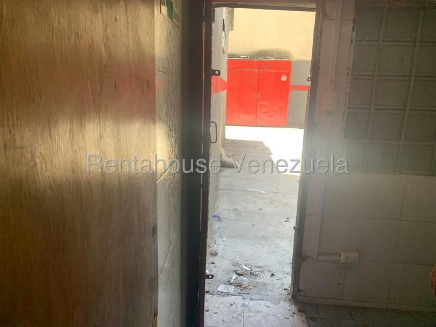 Comercial (Galpon - Deposito) en Alquiler en Sabana Grande, Distrito Metropolitano - 14