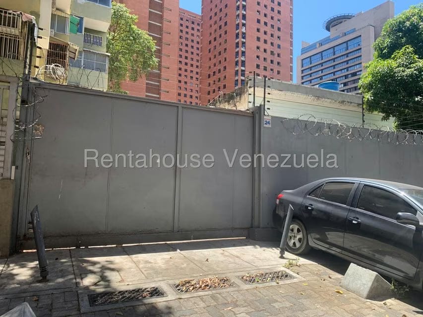 Comercial (Galpon - Deposito) en Alquiler en Sabana Grande, Distrito Metropolitano - 19