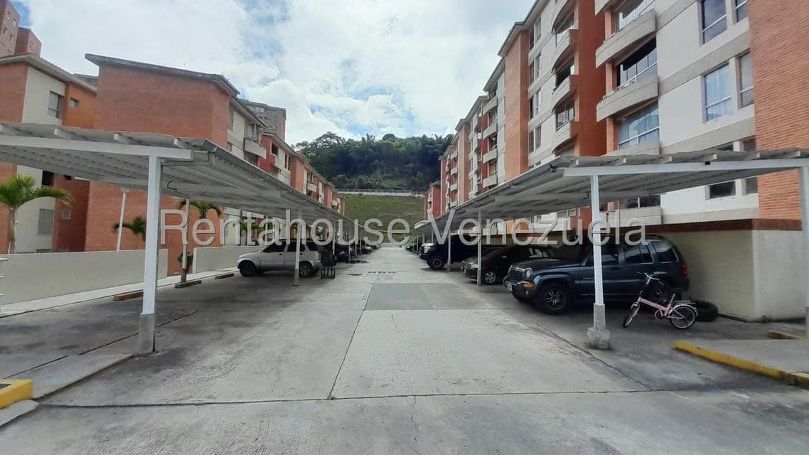 Apartamento (1 Nivel) en Alquiler en Miravila, Distrito Metropolitano - 2