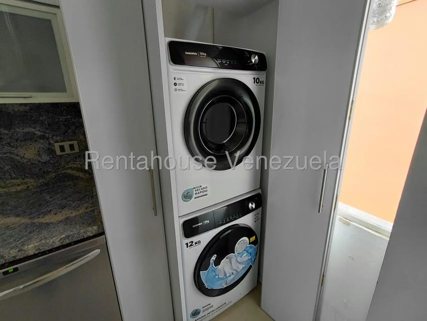 Apartamento (1 Nivel) en Alquiler en Miravila, Distrito Metropolitano - 16