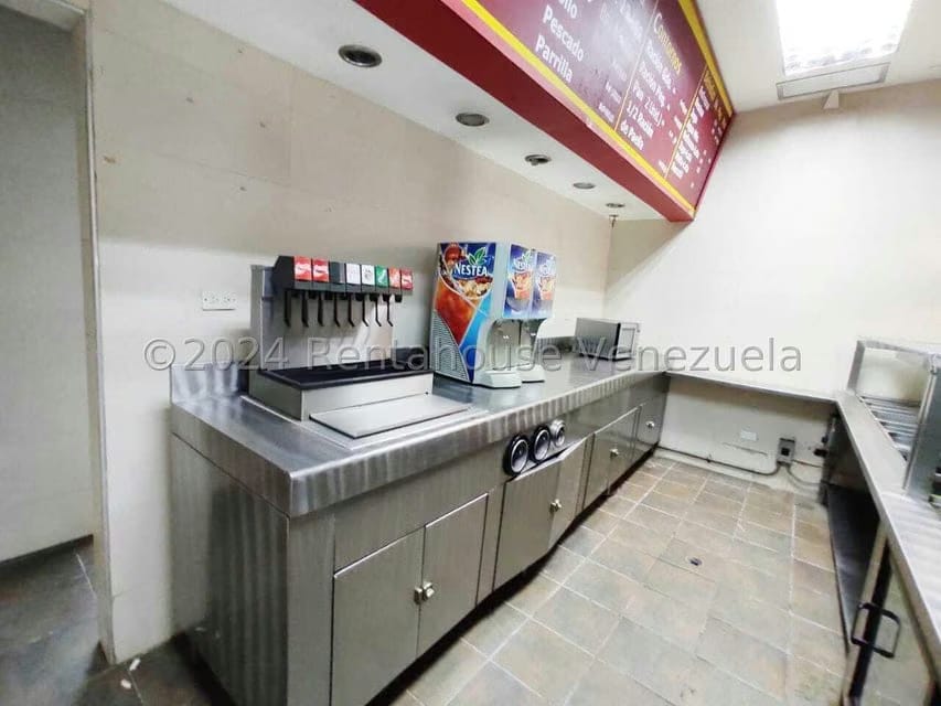 Comercial (Local Comercial) en Alquiler en Parroquia Juan de Villegas, Lara - 6