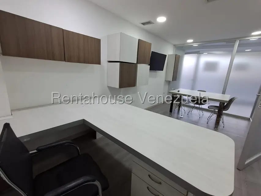 Comercial (Local Comercial) en Alquiler en Prebo II, Carabobo - 11