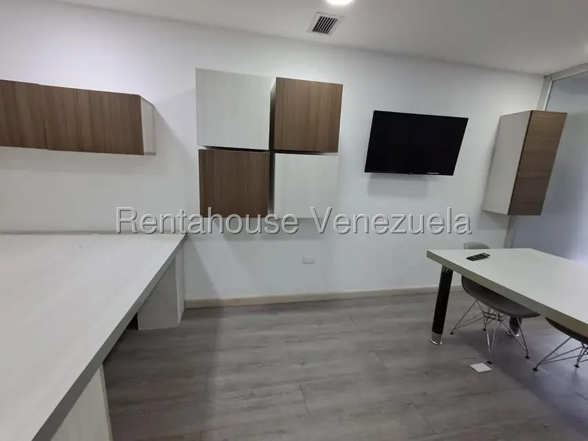 Comercial (Local Comercial) en Alquiler en Prebo II, Carabobo - 12