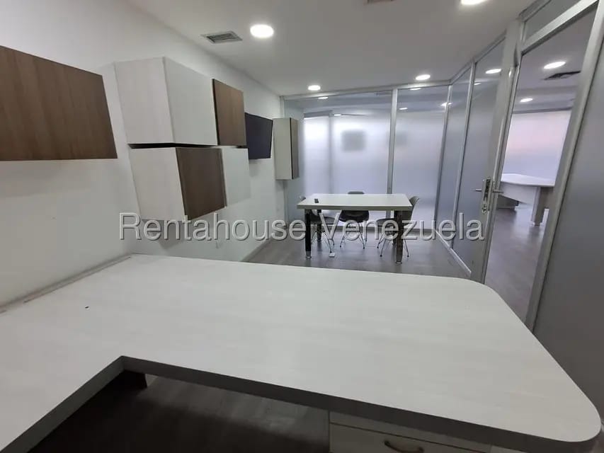 Comercial (Local Comercial) en Alquiler en Prebo II, Carabobo - 14