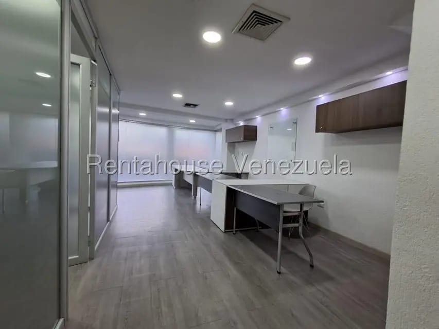 Comercial (Local Comercial) en Alquiler en Prebo II, Carabobo - 5