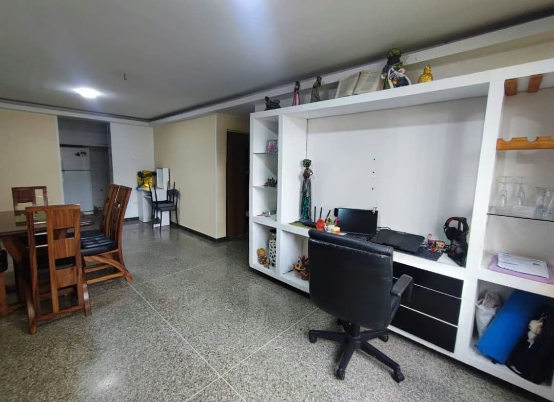 Venta oportunidad Apartamento actual El Valle Caracas - 2