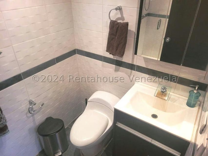 Comercial (Oficina) en Venta en La Lagunita Country Club, Distrito Metropolitano - 14