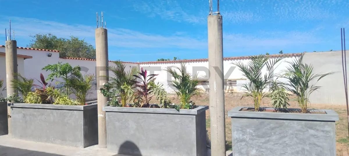 CASA EN PLAYA EL AGUA CON POTENCIAL TURISTICO Y COMERCIAL - 15