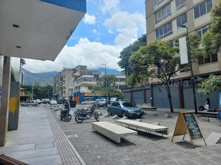 Comercial (Oficina) en Venta en Sabana Grande, Distrito Metropolitano - 28