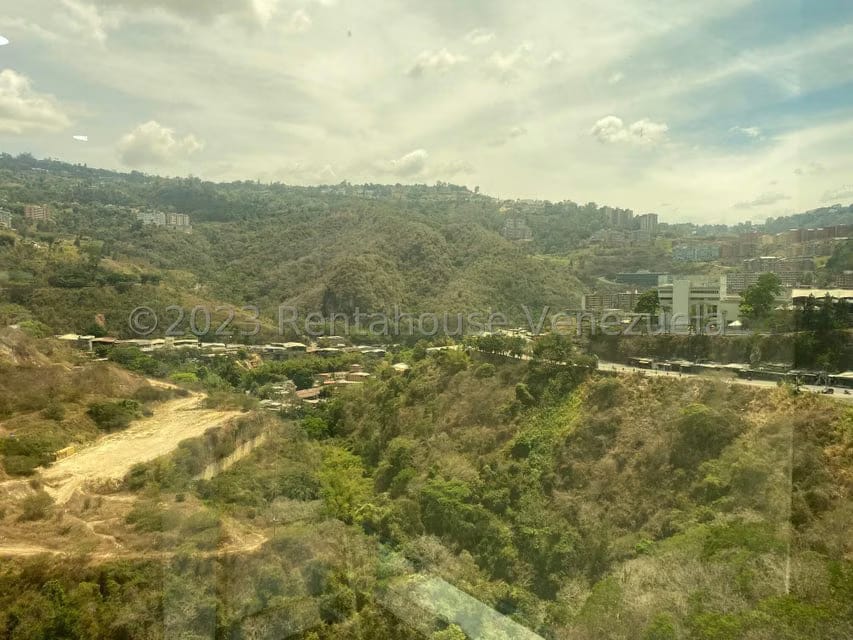 Comercial (Local Comercial) en Venta en Macaracuay, Distrito Metropolitano - 4