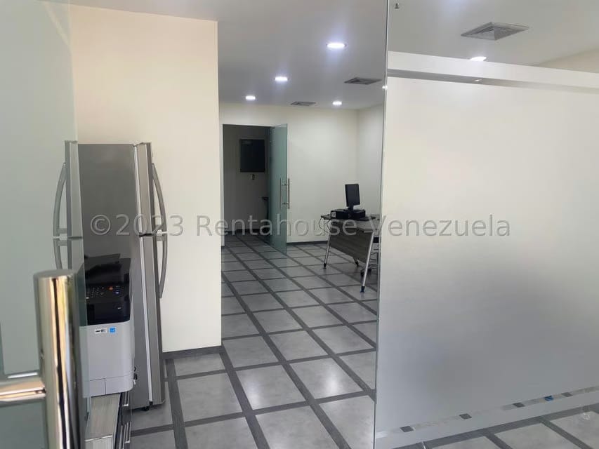 Comercial (Local Comercial) en Venta en Macaracuay, Distrito Metropolitano - 5