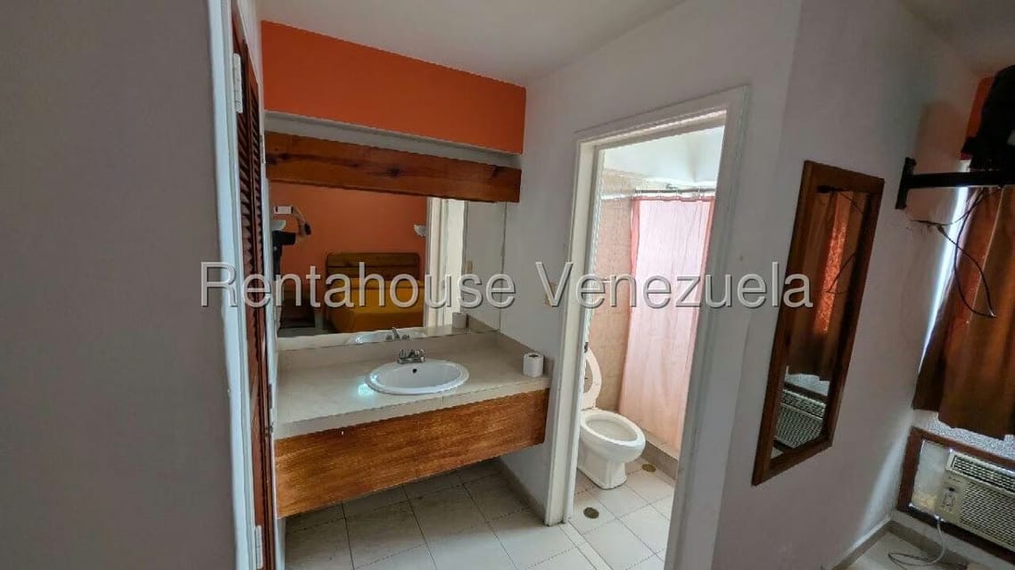 Comercial (Local Comercial) en Venta en Porlamar, Nueva Esparta - 10