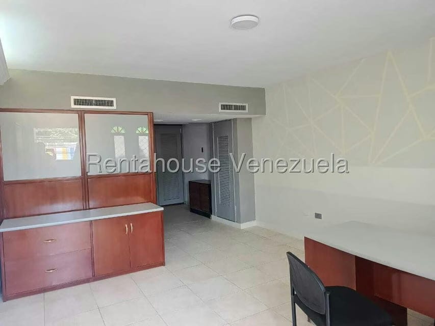 Comercial (Local Comercial) en Alquiler en Tierra Negra, Zulia - 3