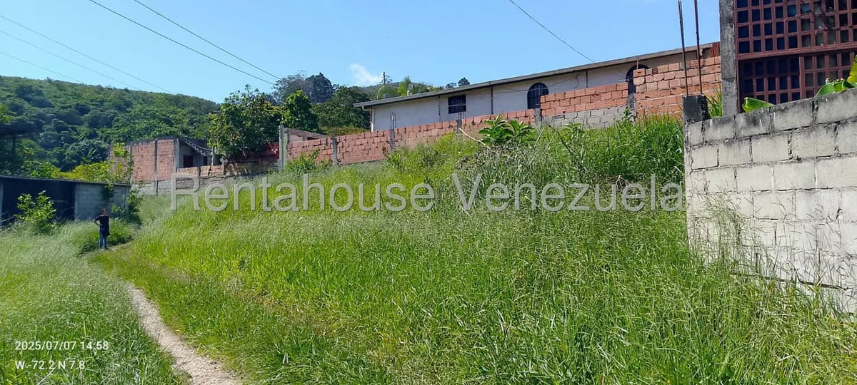 Terreno (Residencial) en Venta en Monseñor Briceño, Tachira - 2