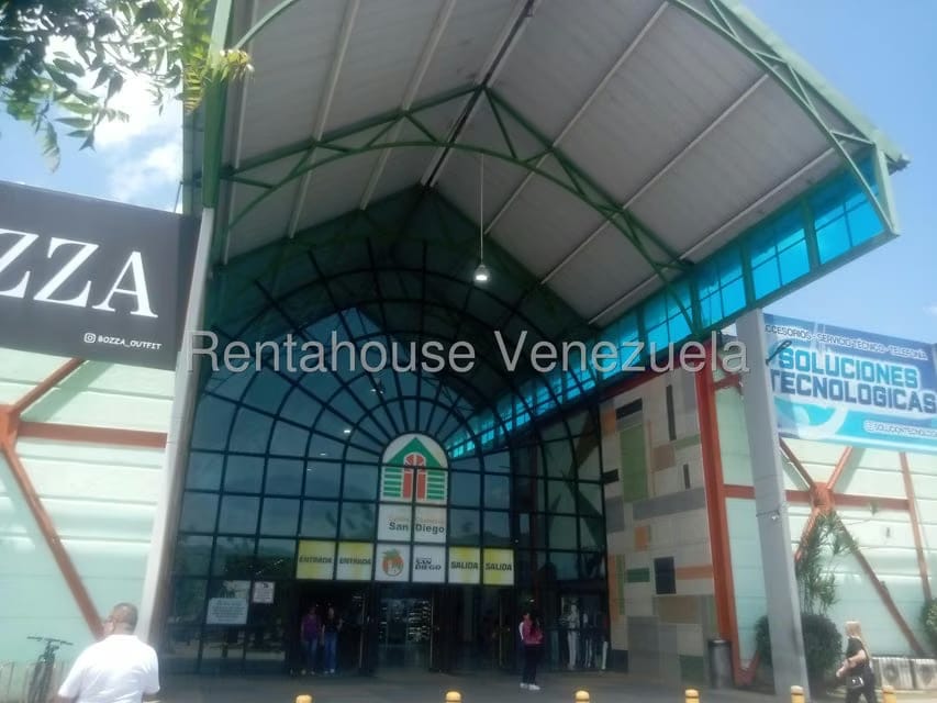 Comercial (Local Comercial) en Alquiler en Morro II, Carabobo - 2