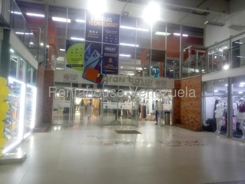 Comercial (Local Comercial) en Alquiler en Morro II, Carabobo - 3