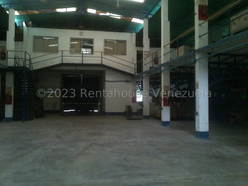 Comercial (Local Comercial) en Venta en Guatire, Miranda - 3