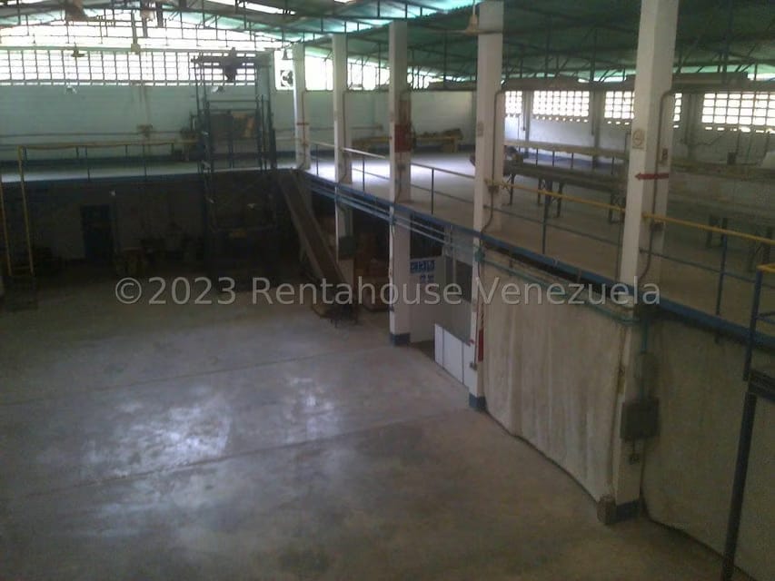 Comercial (Local Comercial) en Venta en Guatire, Miranda - 6
