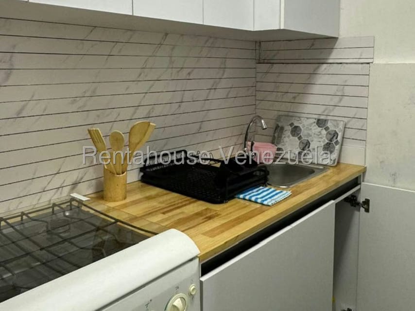 Apartamento (1 Nivel) en Alquiler en Parroquia San Jose, Distrito Metropolitano
