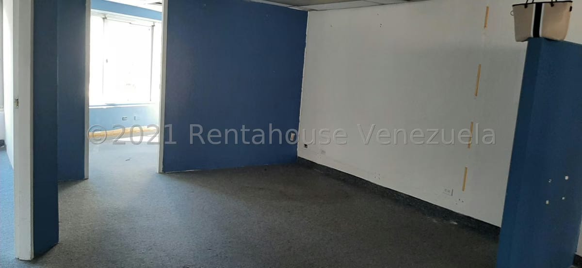 Comercial (Oficina) en Alquiler en El Marques, Distrito Metropolitano - 11