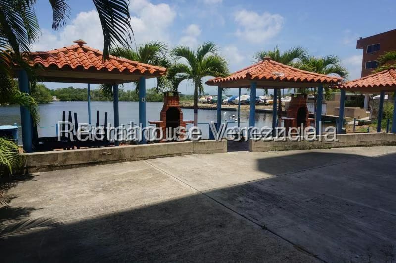 Apartamento (1 Nivel) en Alquiler en Puerto Encantado, Miranda - 15