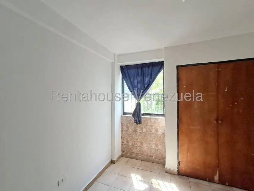 Apartamento (1 Nivel) en Venta en Los Guayabitos, Carabobo - 14