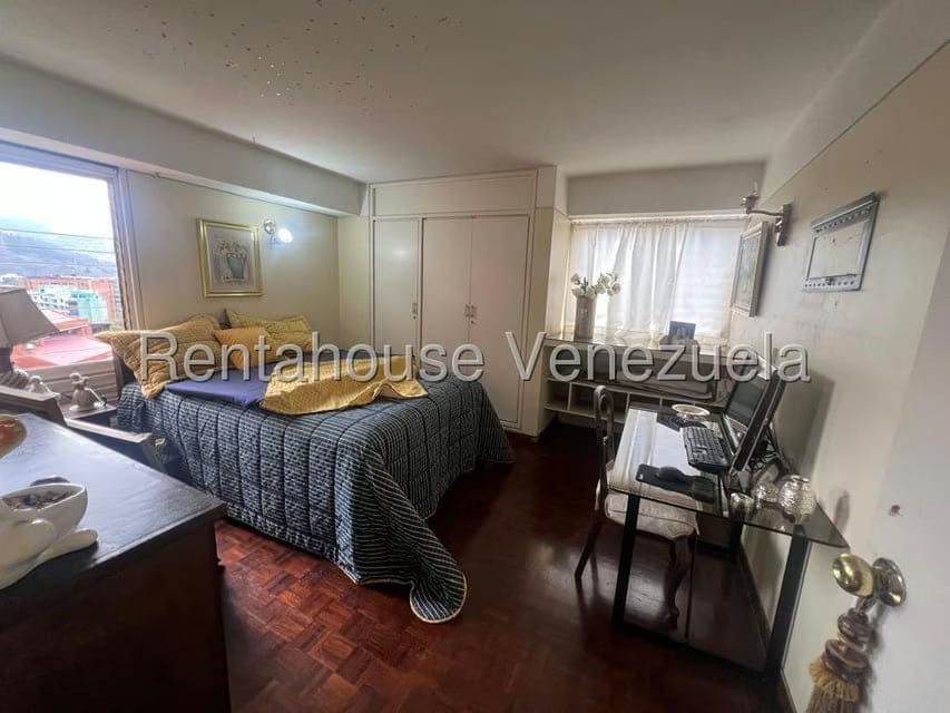 Apartamento (1 Nivel) en Venta en Las Esmeraldas, Distrito Metropolitano - 14