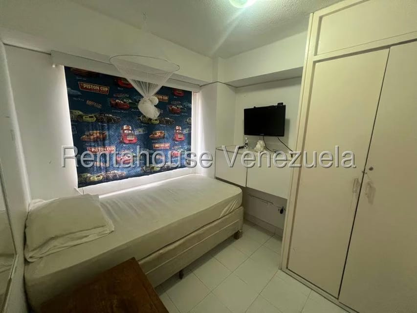 Apartamento (1 Nivel) en Venta en Las Esmeraldas, Distrito Metropolitano - 19