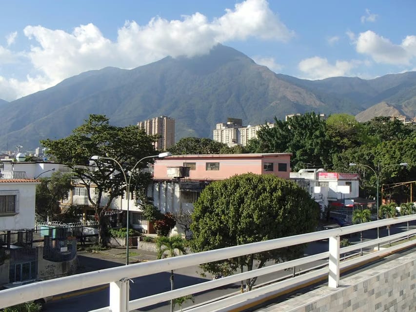 Casa (1 Nivel) en Venta en La California Norte, Distrito Metropolitano - 38