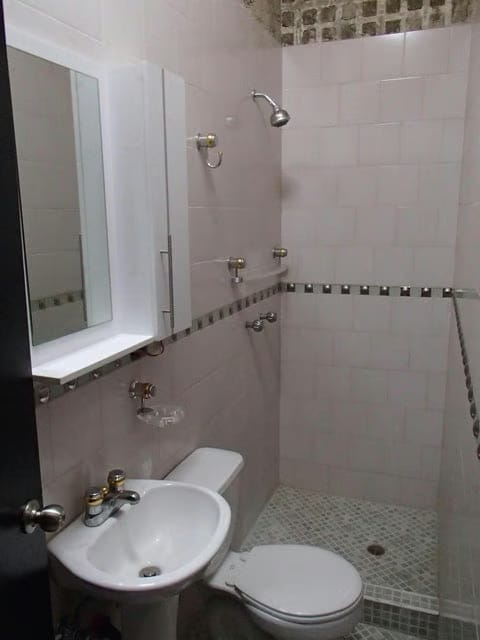 Casa (1 Nivel) en Venta en La California Norte, Distrito Metropolitano - 87