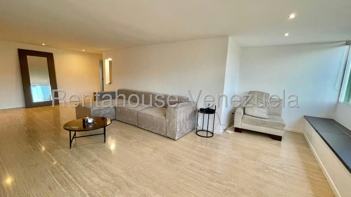 Apartamento (1 Nivel) en Venta en Los Naranjos del Cafetal, Distrito Metropolitano - 12